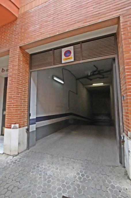 Sevilla Clasica: Amigos Y Familia. Parking Gratis! Εξωτερικό φωτογραφία